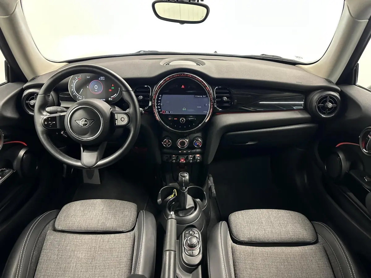 1.5 Cooper Business Edition|Carplay|Navi|Airco|Cruise|NAP|