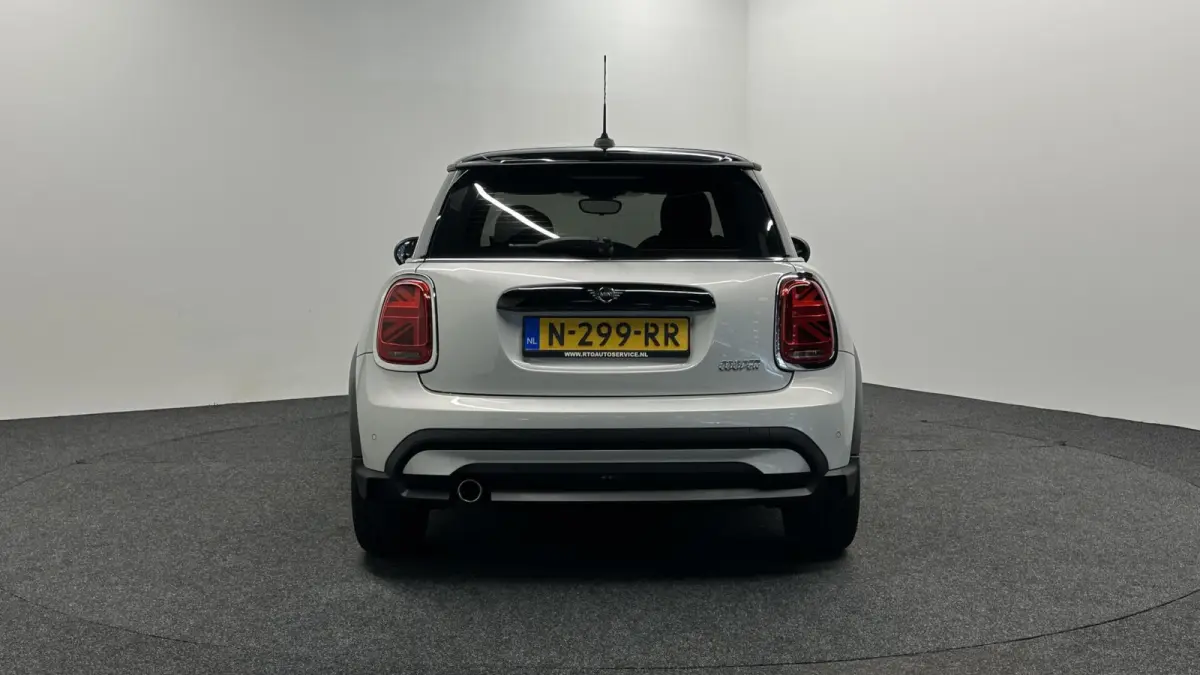 1.5 Cooper Business Edition|Carplay|Navi|Airco|Cruise|NAP|