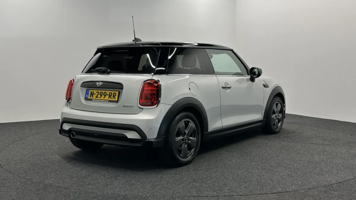 1.5 Cooper Business Edition|Carplay|Navi|Airco|Cruise|NAP|