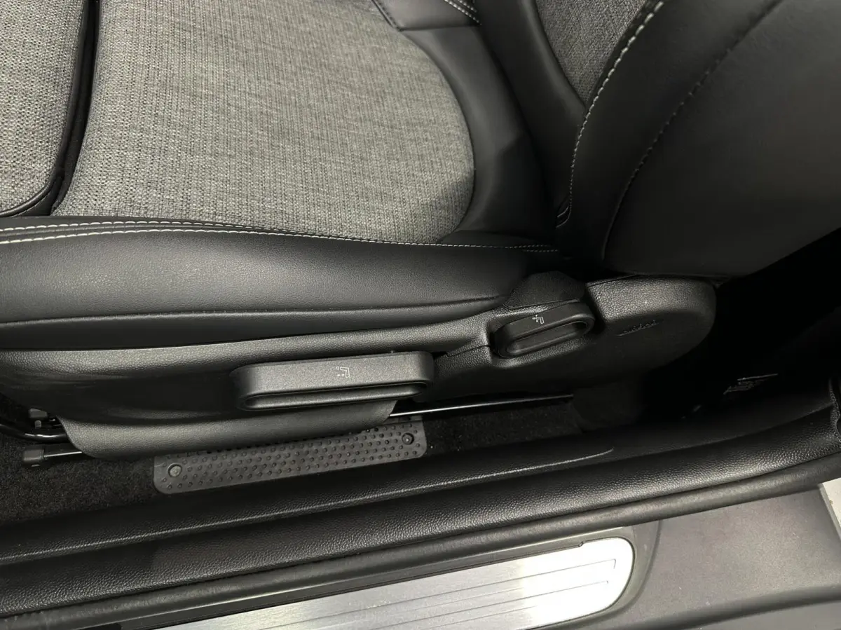 1.5 Cooper Business Edition|Carplay|Navi|Airco|Cruise|NAP|