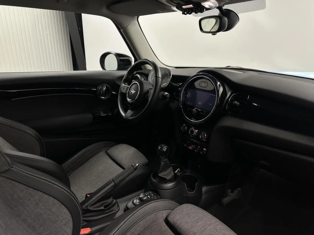 1.5 Cooper Business Edition|Carplay|Navi|Airco|Cruise|NAP|