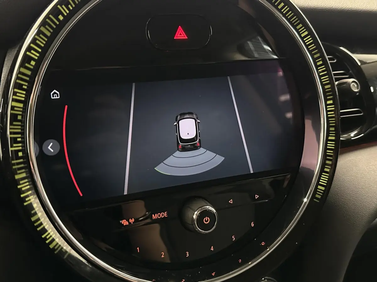 1.5 Cooper Business Edition|Carplay|Navi|Airco|Cruise|NAP|