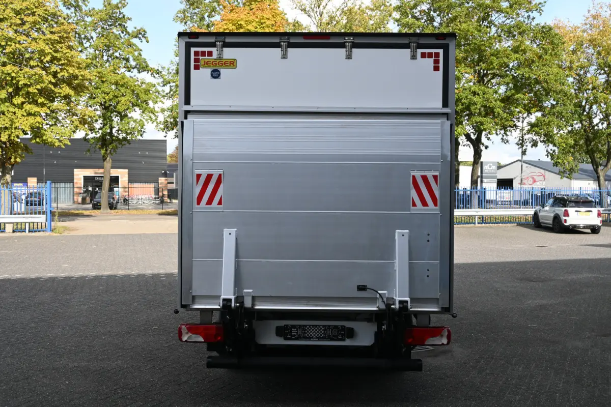 519 CDI 3.0 V6 Bakwagen met klep Laadklep, Geveerde stoel