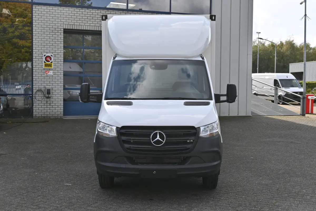 519 CDI 3.0 V6 Bakwagen met klep Laadklep, Geveerde stoel