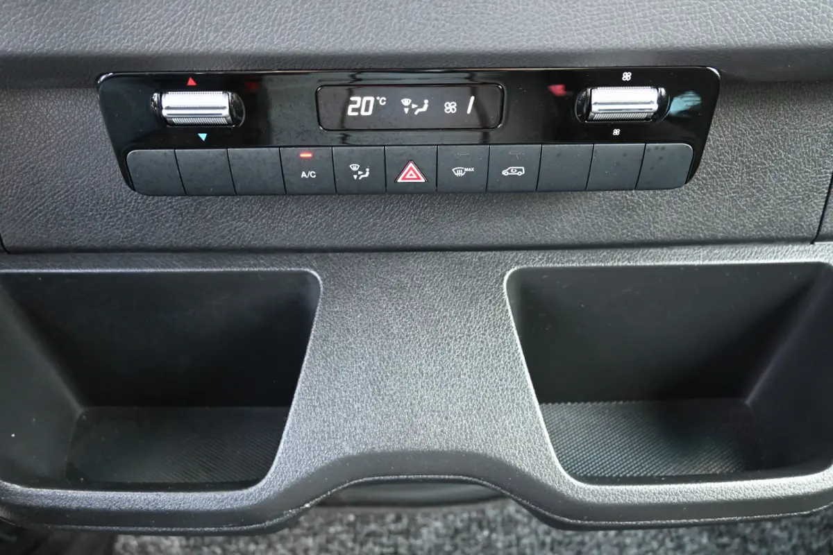 519 CDI 3.0 V6 Bakwagen met klep Laadklep, Geveerde stoel