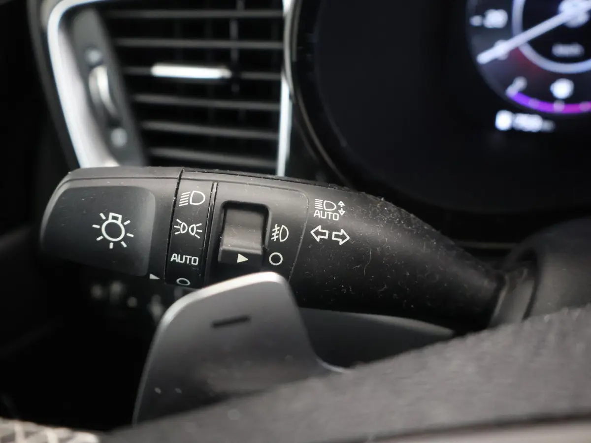 1.5 T-GDi GT-Line | Panoramadak | Matrix LED Koplampen | Stoel/Stuurverwarming | Keyless Go | Elektrisch bedienbare achterklep