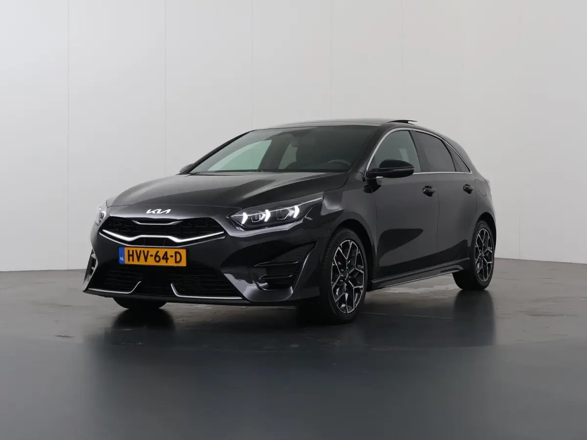 1.5 T-GDi GT-Line | Panoramadak | Matrix LED Koplampen | Stoel/Stuurverwarming | Keyless Go | Elektrisch bedienbare achterklep