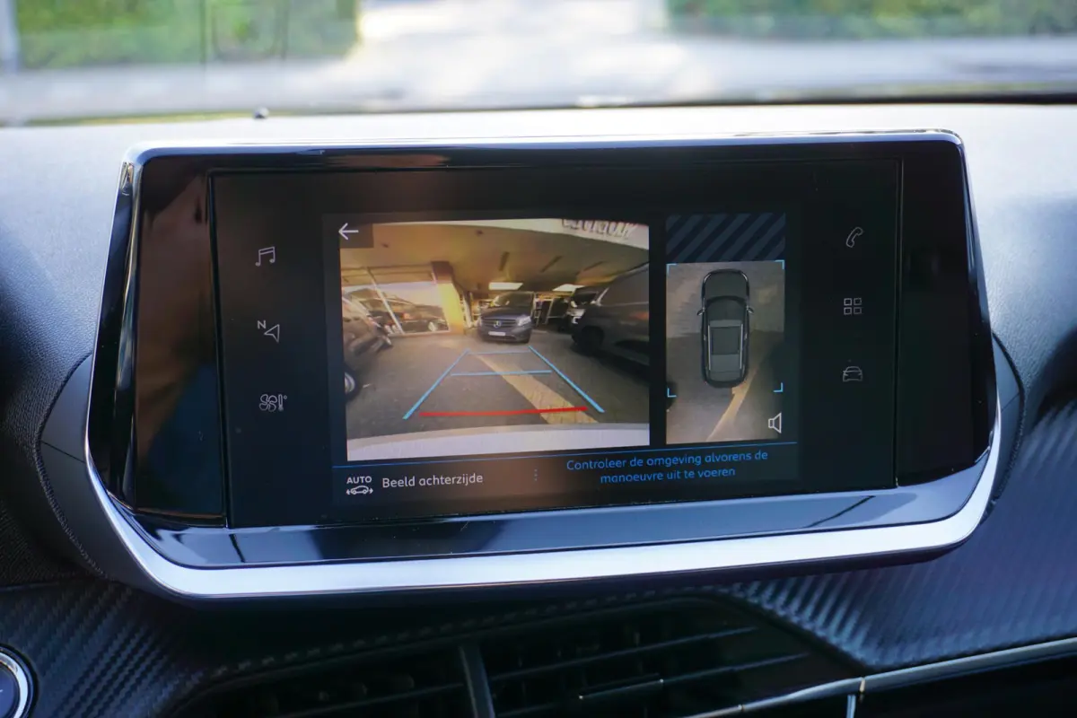 1.2 PureTech Allure Pack in Topstaat |Trekhaak |Camera |Cruise |Carplay |Android auto |LED verlichting |Stoelverwarming |Automaat |Distr. riem is vervangen