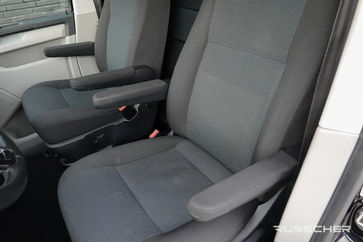 L1H1 2.0Tdi 150Pk | Stoel-Stoel | Trekhaak | 16'' | Deepblack