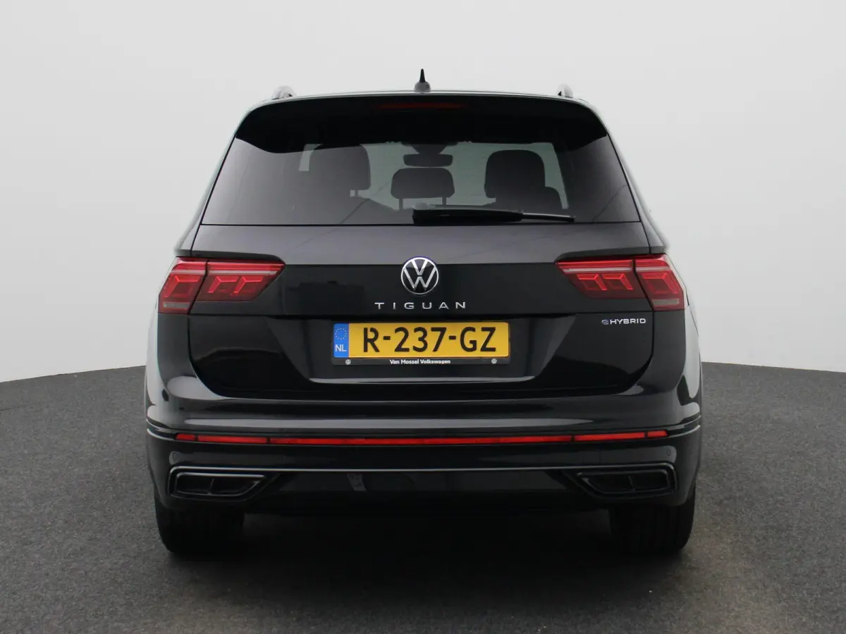 1.4 TSI eHybrid R-Line Business+ 245 PK | R-Line | Automaat | Navigatie | Parkeersensoren | Keyless Access | Adaptive Cruise Control | Climatronic | Digital Cockpit Pro | Apple Carplay | And