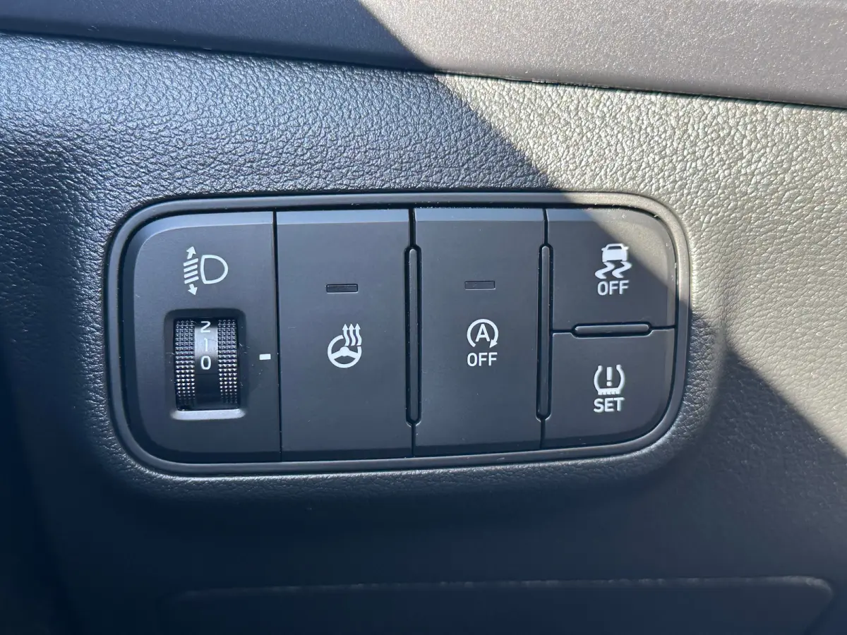 1.0 T-GDI 100pk Premium | Carplay | Climate control | Cruise control | Stoel/stuurverwarming | Camera | Parkeersensoren | DAB | Premium Audio | Lichtmetalen velgen | Navigatie