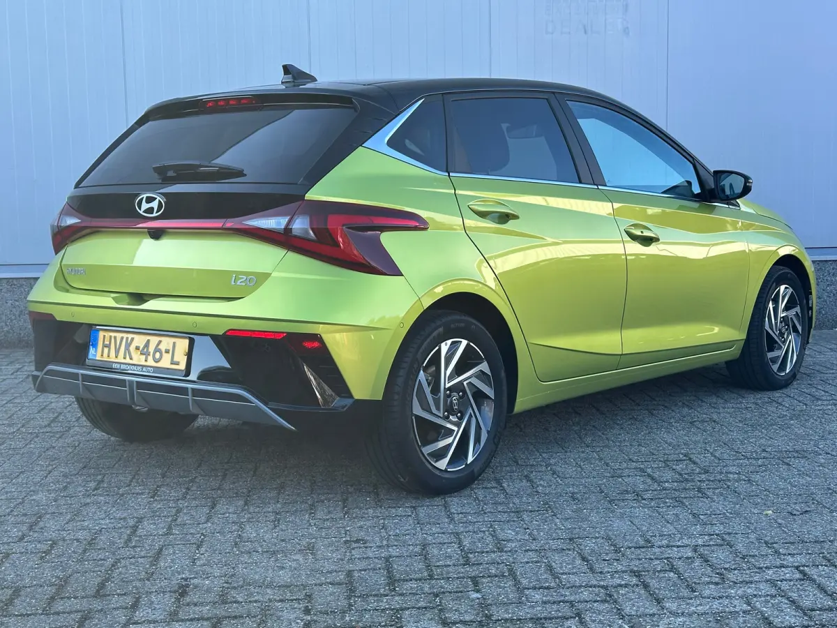 1.0 T-GDI 100pk Premium | Carplay | Climate control | Cruise control | Stoel/stuurverwarming | Camera | Parkeersensoren | DAB | Premium Audio | Lichtmetalen velgen | Navigatie