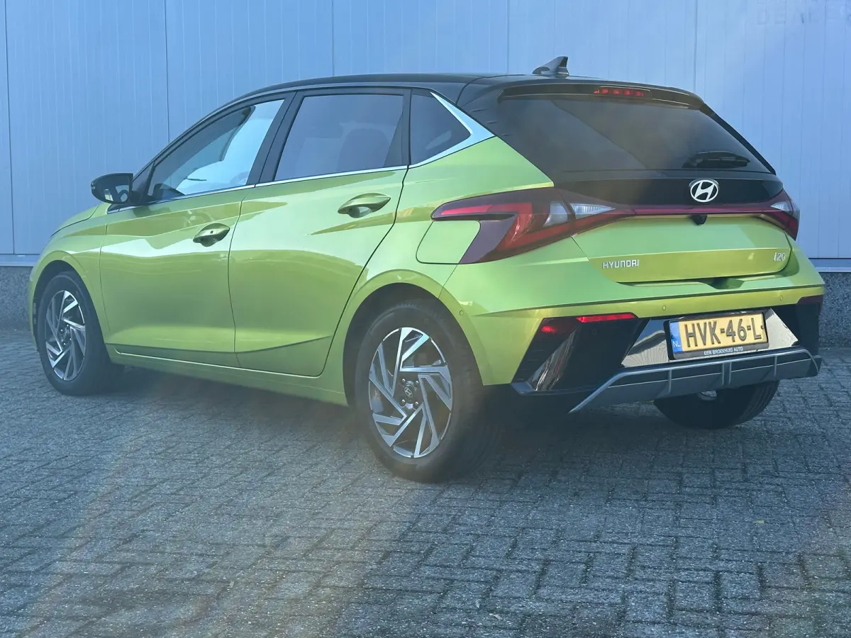1.0 T-GDI 100pk Premium | Carplay | Climate control | Cruise control | Stoel/stuurverwarming | Camera | Parkeersensoren | DAB | Premium Audio | Lichtmetalen velgen | Navigatie