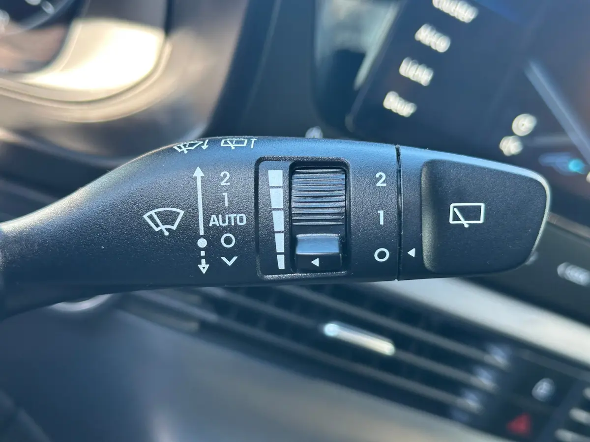 1.0 T-GDI 100pk Premium | Carplay | Climate control | Cruise control | Stoel/stuurverwarming | Camera | Parkeersensoren | DAB | Premium Audio | Lichtmetalen velgen | Navigatie