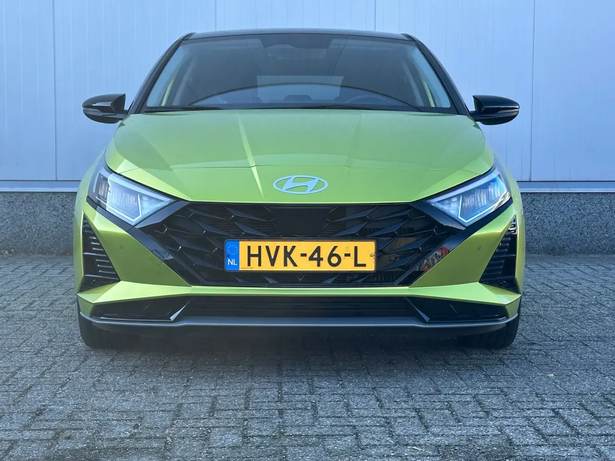 1.0 T-GDI 100pk Premium | Carplay | Climate control | Cruise control | Stoel/stuurverwarming | Camera | Parkeersensoren | DAB | Premium Audio | Lichtmetalen velgen | Navigatie