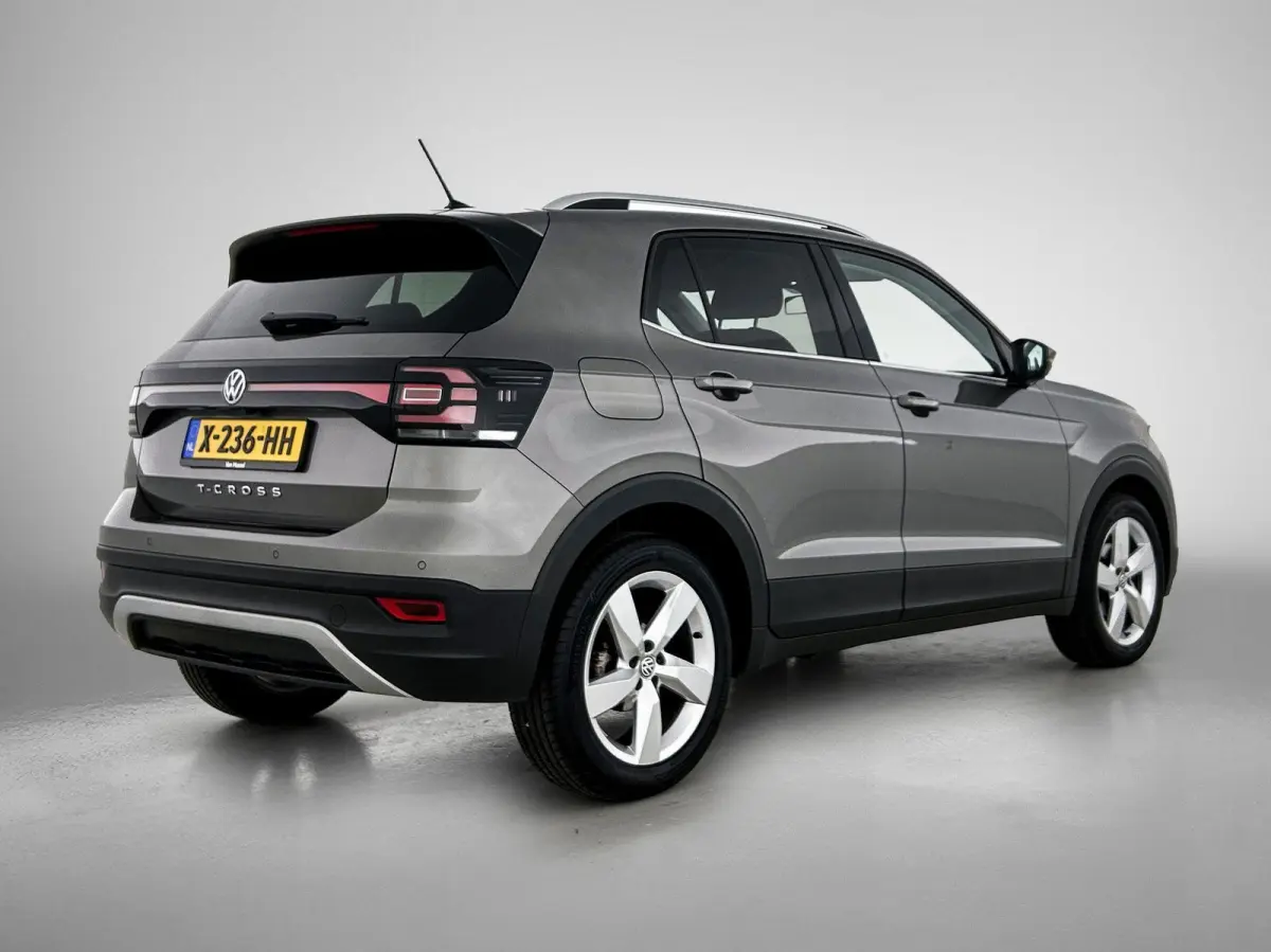 1.0 TSI Style | 115 PK | Climatronic (Automatische Airco) | Stoelverwarming | Camera |