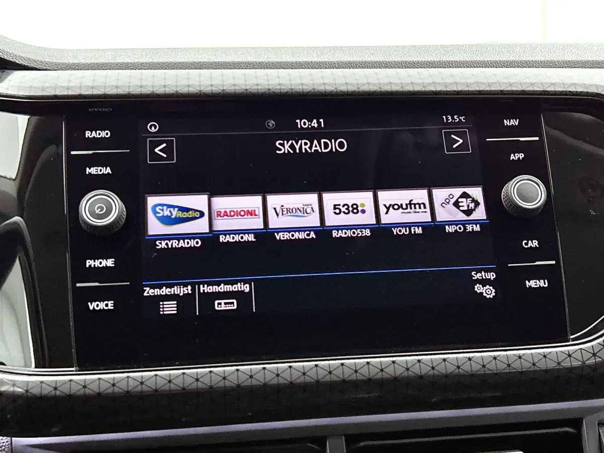 1.0 TSI Style | 115 PK | Climatronic (Automatische Airco) | Stoelverwarming | Camera |
