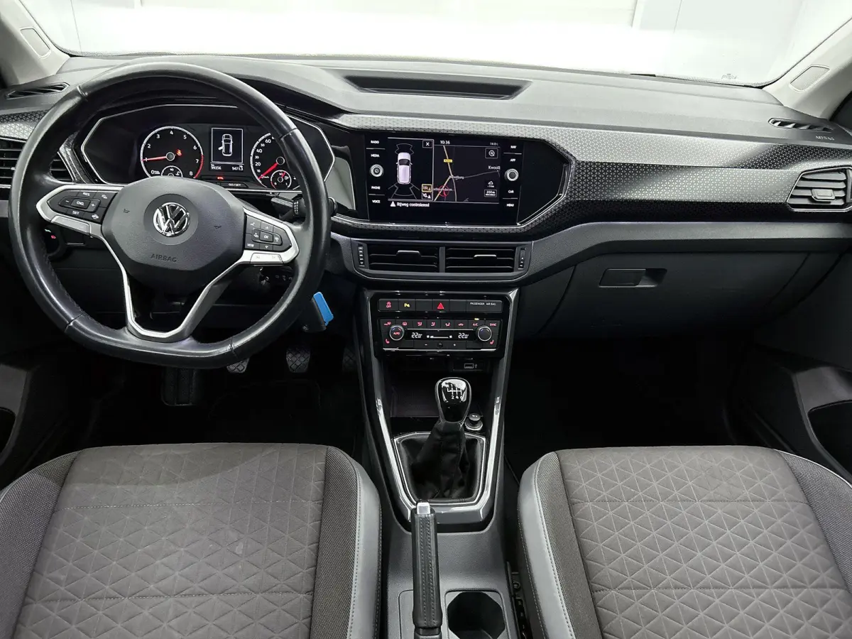 1.0 TSI Style | 115 PK | Climatronic (Automatische Airco) | Stoelverwarming | Camera |