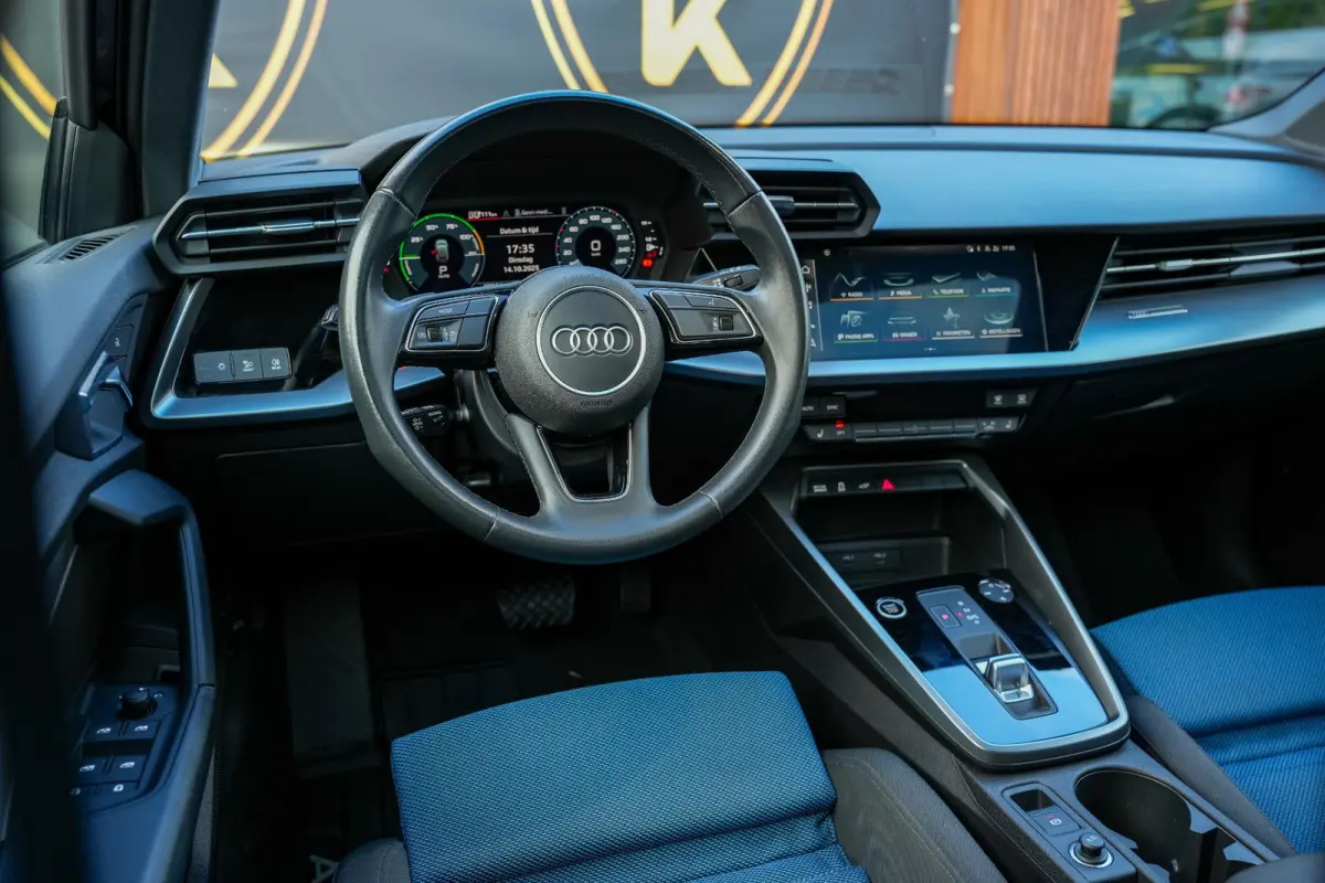 40 TFSI e Edition 204 PK – Panoramadak • Adaptive Cruise • LED • Automaat