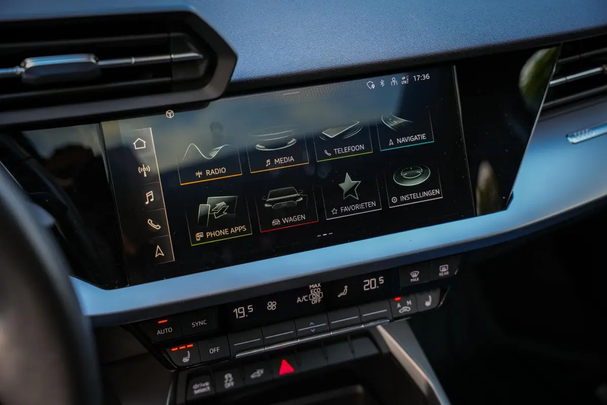 40 TFSI e Edition 204 PK – Panoramadak • Adaptive Cruise • LED • Automaat