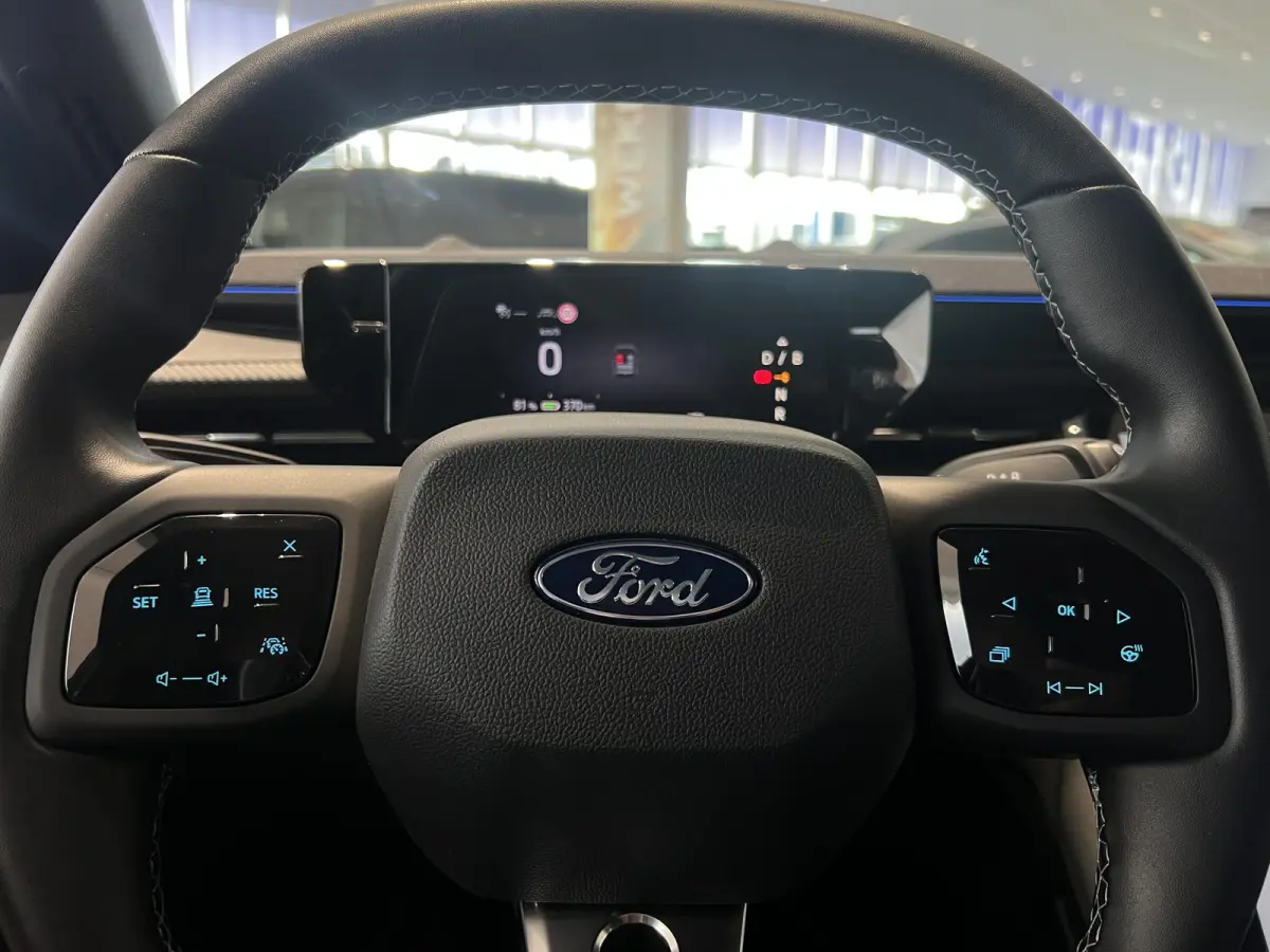 Premium Extended Range AWD 79 kWh