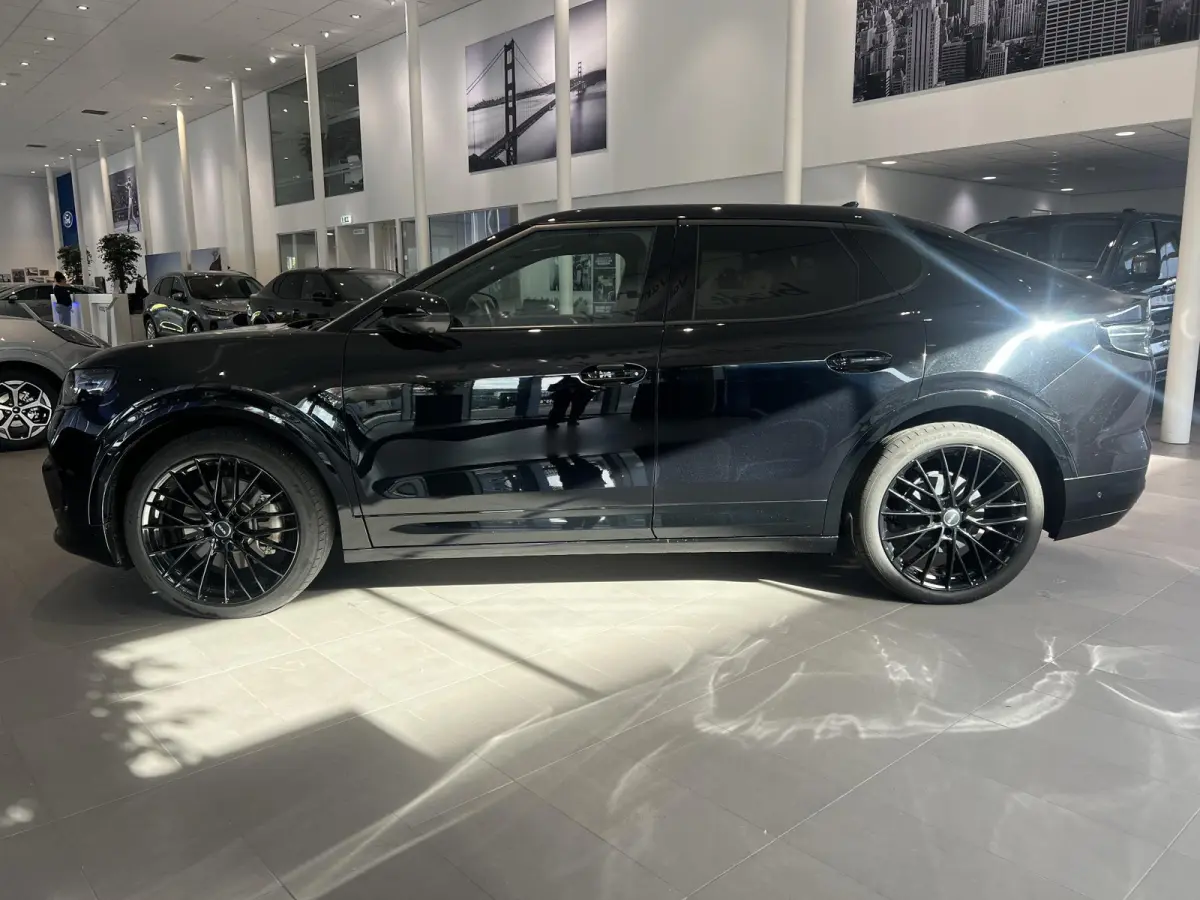 Premium Extended Range AWD 79 kWh