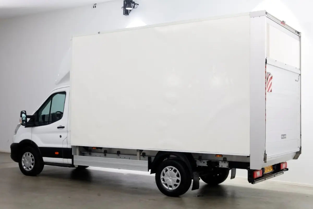 350 2.0 TDCI 130pk Bakwagen met laadklep en zijdeur 1181kg laadvermogen 06-2022