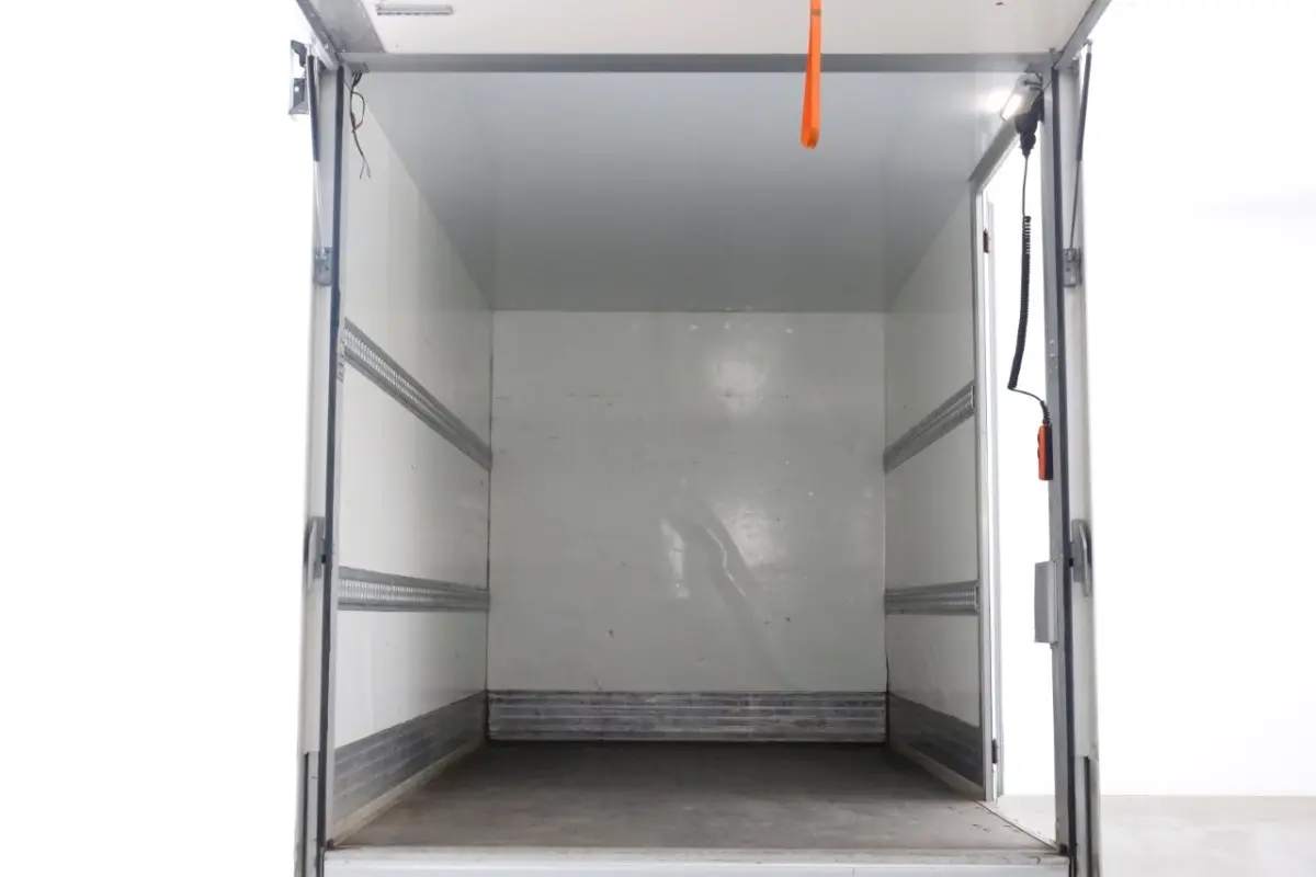 350 2.0 TDCI 130pk Bakwagen met laadklep en zijdeur 1181kg laadvermogen 06-2022