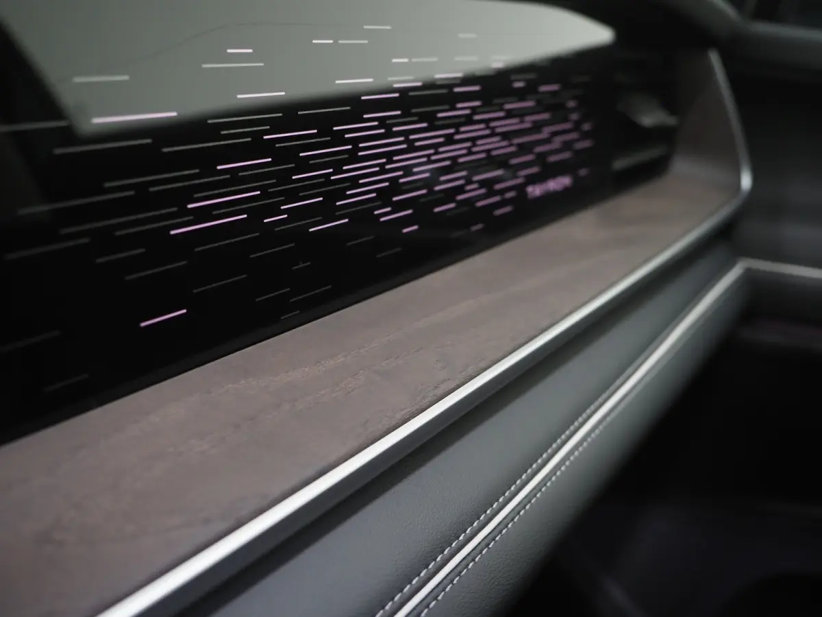 1.5 eHybrid Elegance 204PK | Leder/Alcantara | Trekhaak | Massage | 360 | Sfeerlicht | Adaptive Cruise | Matrix