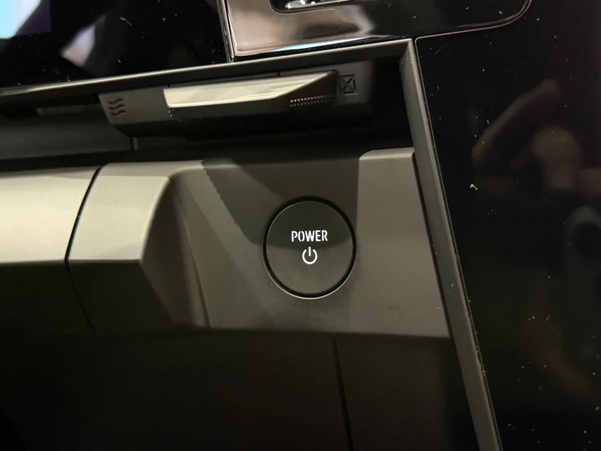 EV87 long range Esprit Alpine | Groot Navi | 360 | 20" | Elektrische klep | CarPlay | Stuur & Stoelverwarming | Dealer onderhouden!