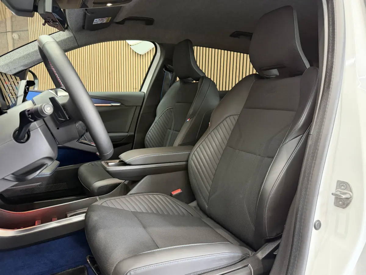 EV87 long range Esprit Alpine | Groot Navi | 360 | 20" | Elektrische klep | CarPlay | Stuur & Stoelverwarming | Dealer onderhouden!