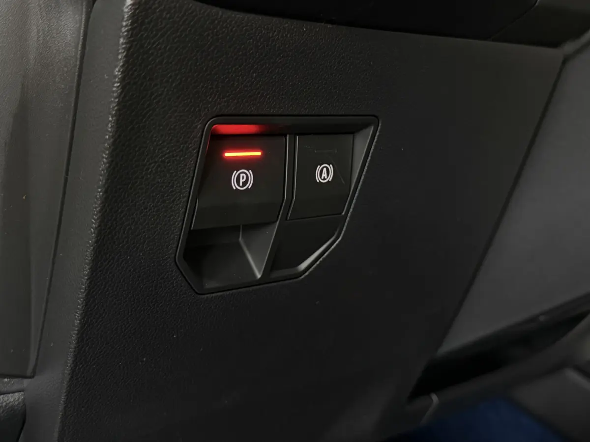 EV87 long range Esprit Alpine | Groot Navi | 360 | 20" | Elektrische klep | CarPlay | Stuur & Stoelverwarming | Dealer onderhouden!