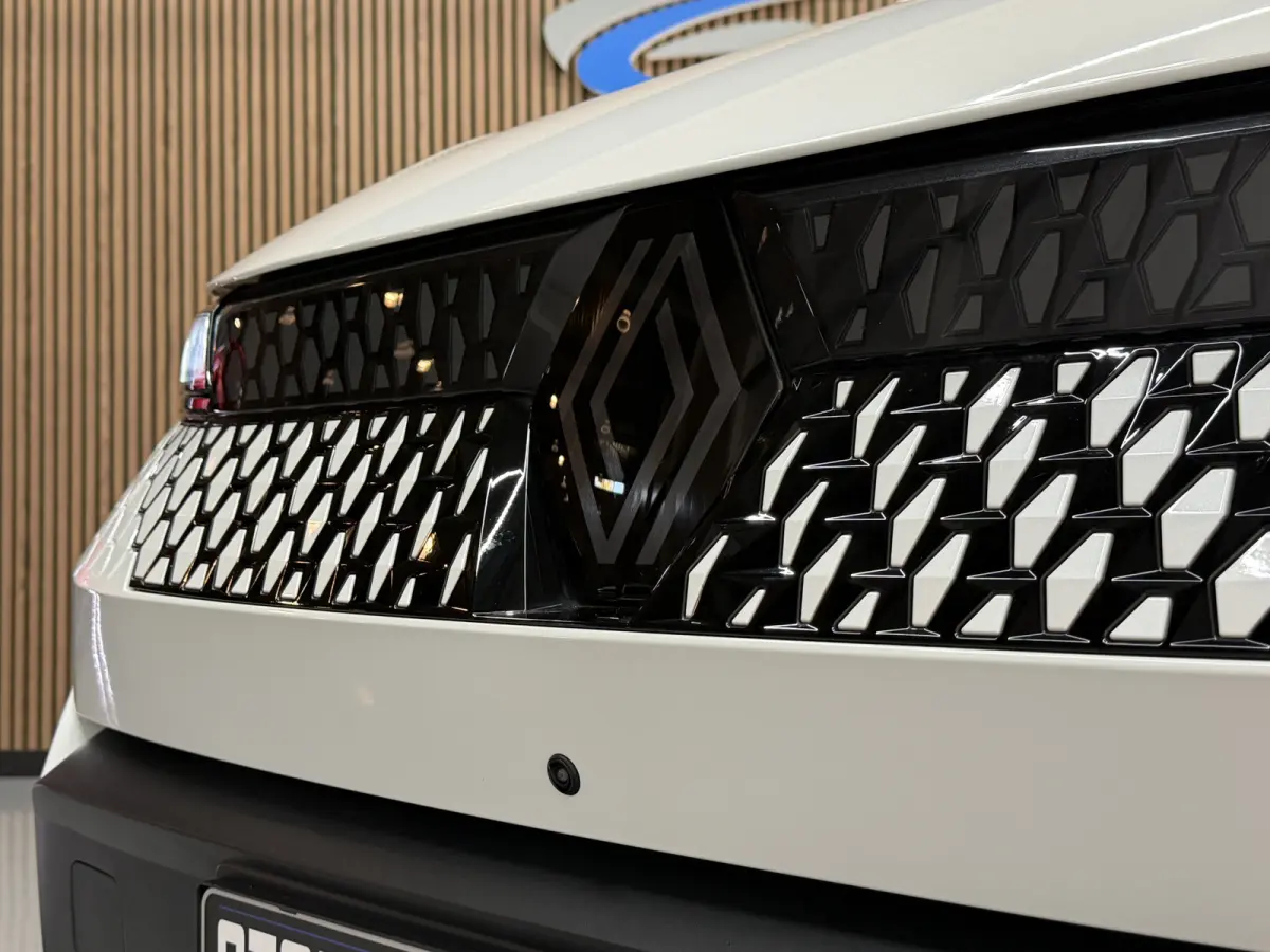 EV87 long range Esprit Alpine | Groot Navi | 360 | 20" | Elektrische klep | CarPlay | Stuur & Stoelverwarming | Dealer onderhouden!