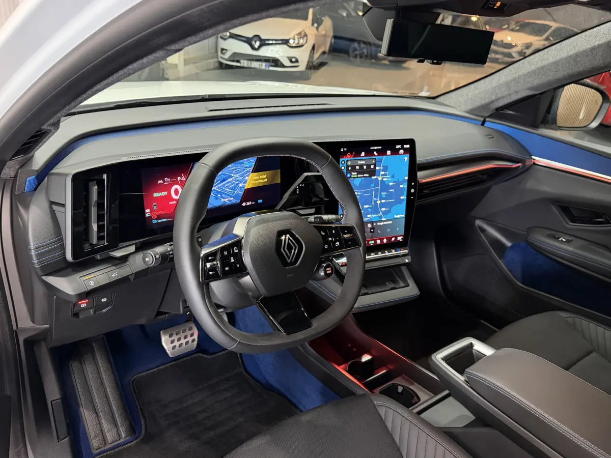 EV87 long range Esprit Alpine | Groot Navi | 360 | 20" | Elektrische klep | CarPlay | Stuur & Stoelverwarming | Dealer onderhouden!