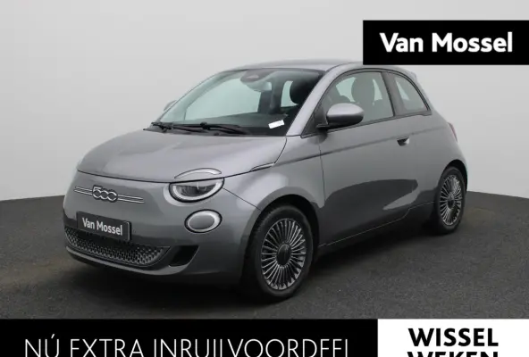 500e 42 kWh Icon | Carplay | Stoelverwarming | Parkeersensoren |  Navigatie |