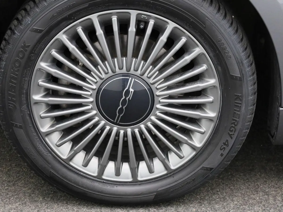 500e 42 kWh Icon