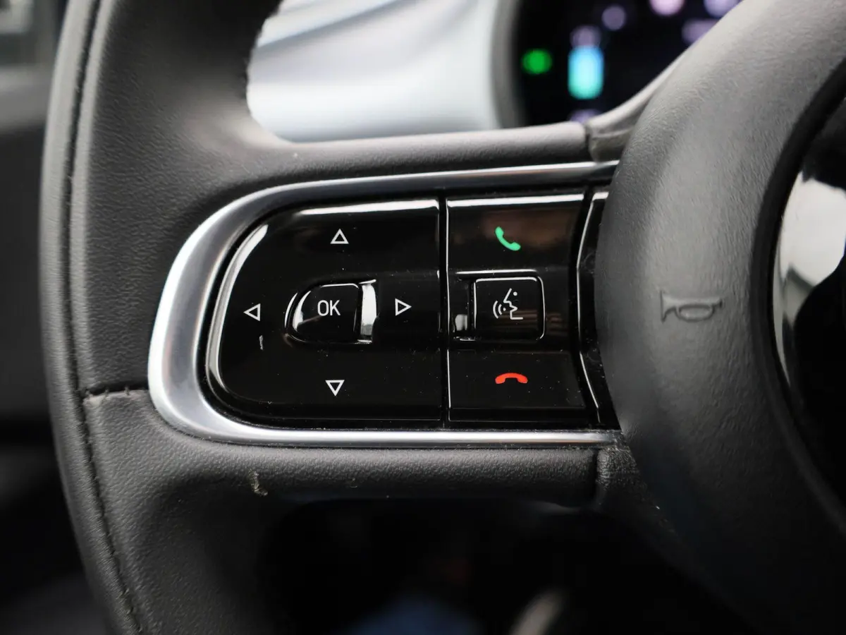 500e 42 kWh Icon