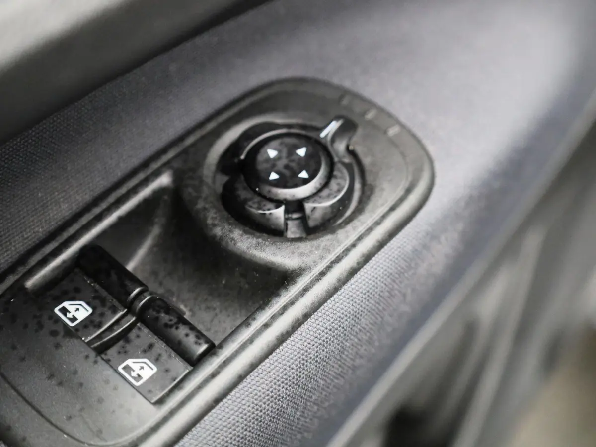 500e 42 kWh Icon