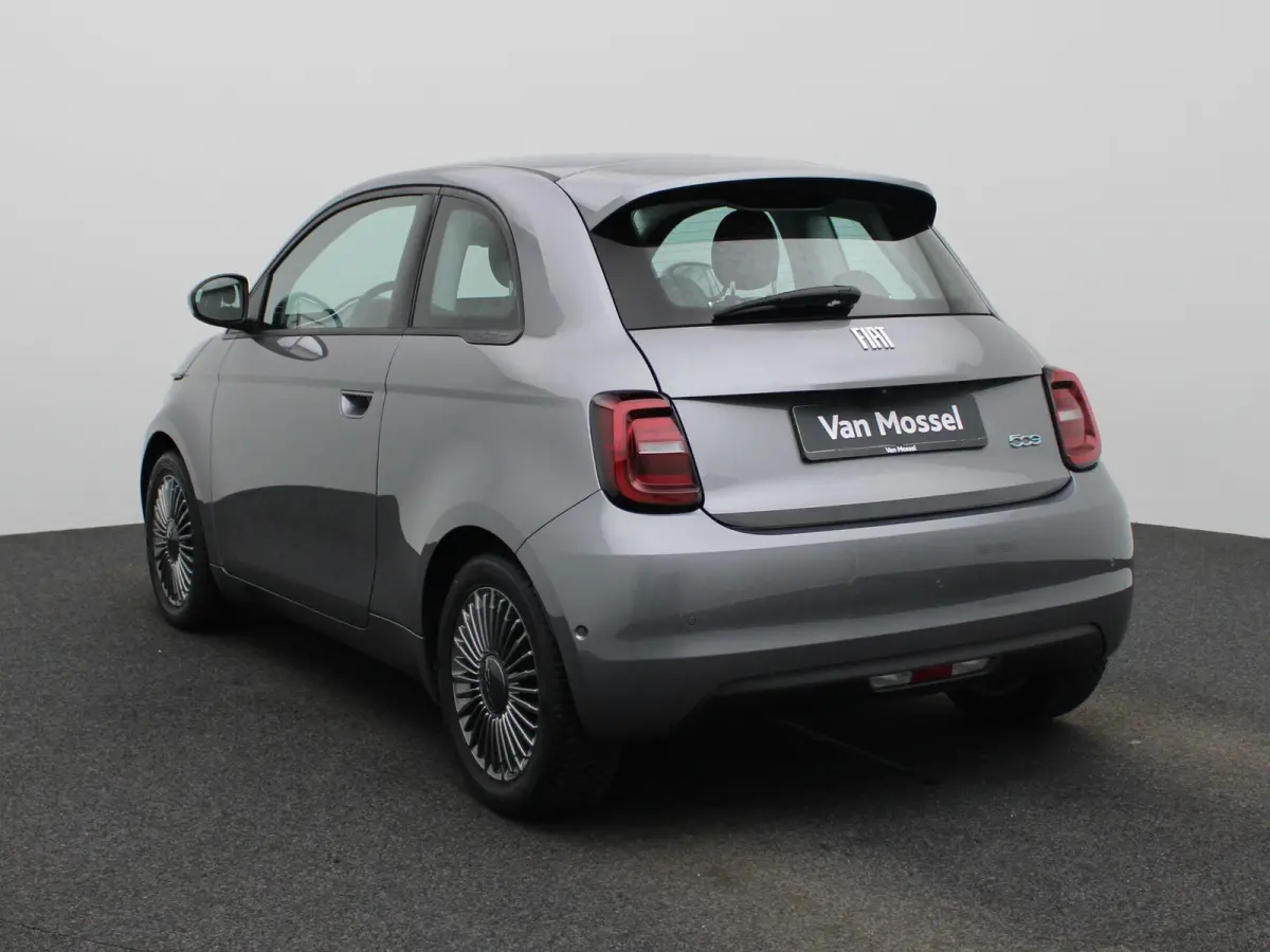 500e 42 kWh Icon