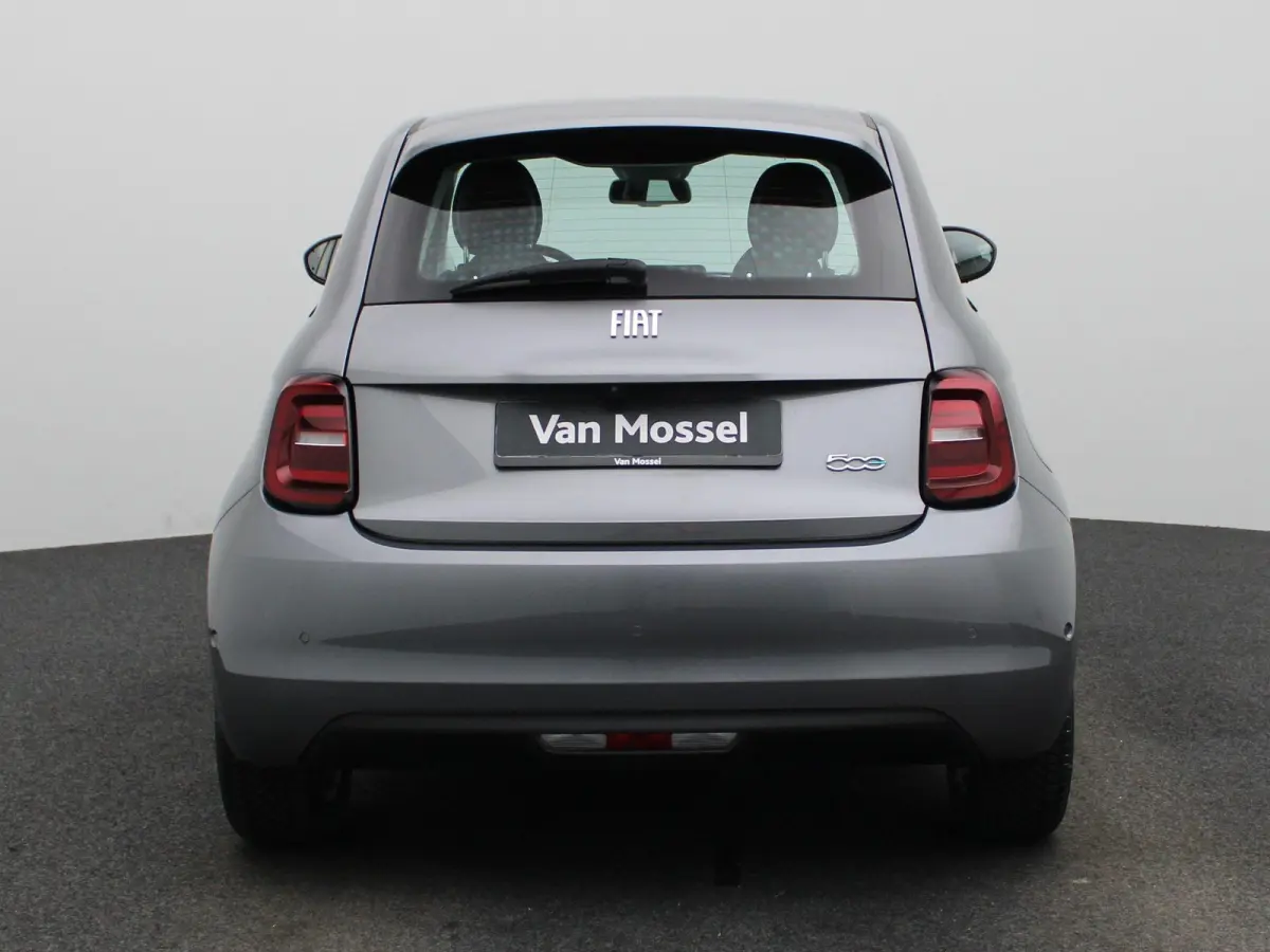 500e 42 kWh Icon