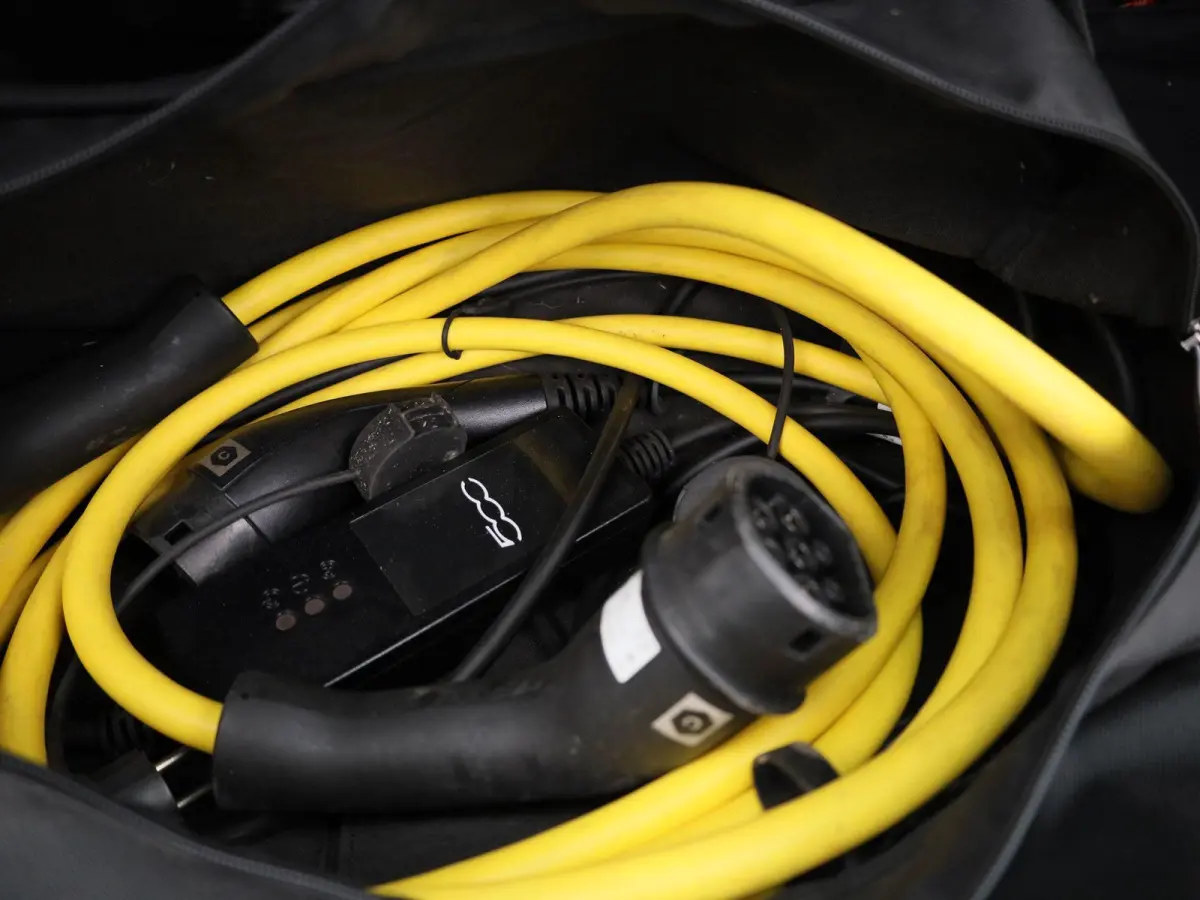 500e 42 kWh Icon
