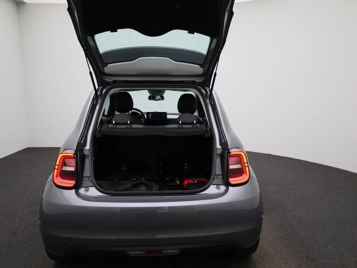 500e 42 kWh Icon