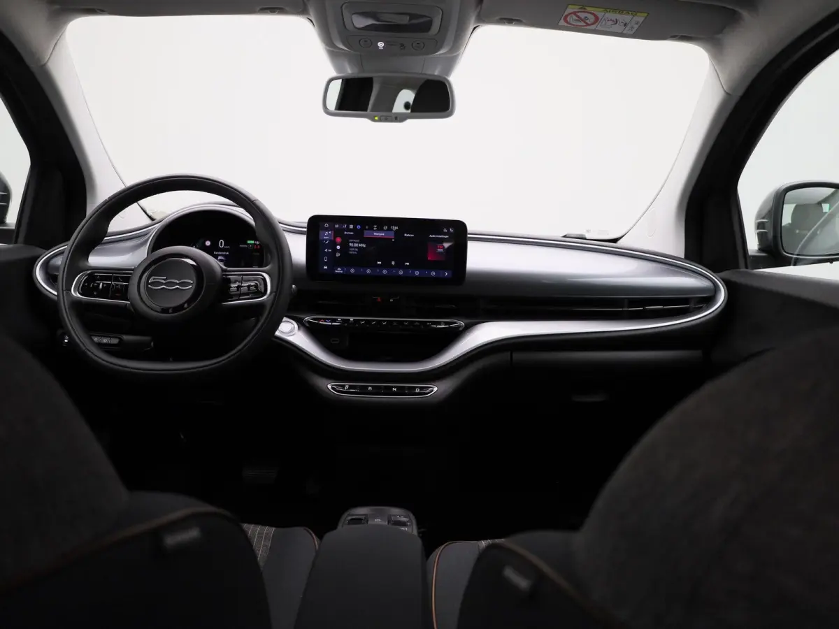 500e 42 kWh Icon