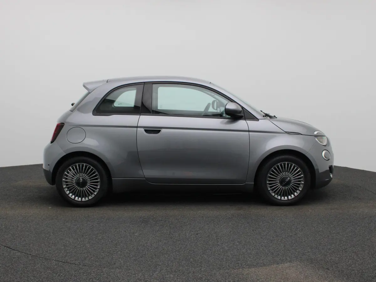 500e 42 kWh Icon