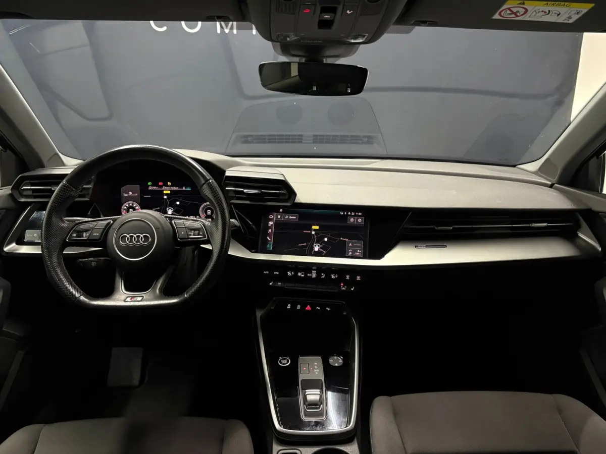 35 TFSI S Line Pano Camera Cruise LED