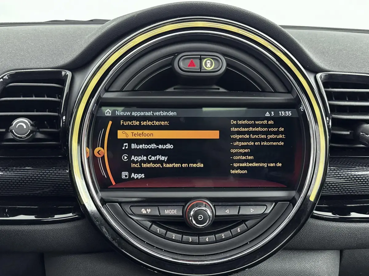 1.5 Cooper Chili Serious Business | Panorama dak | Parkeersensoren | Stoelverwarming | Cruise Control |