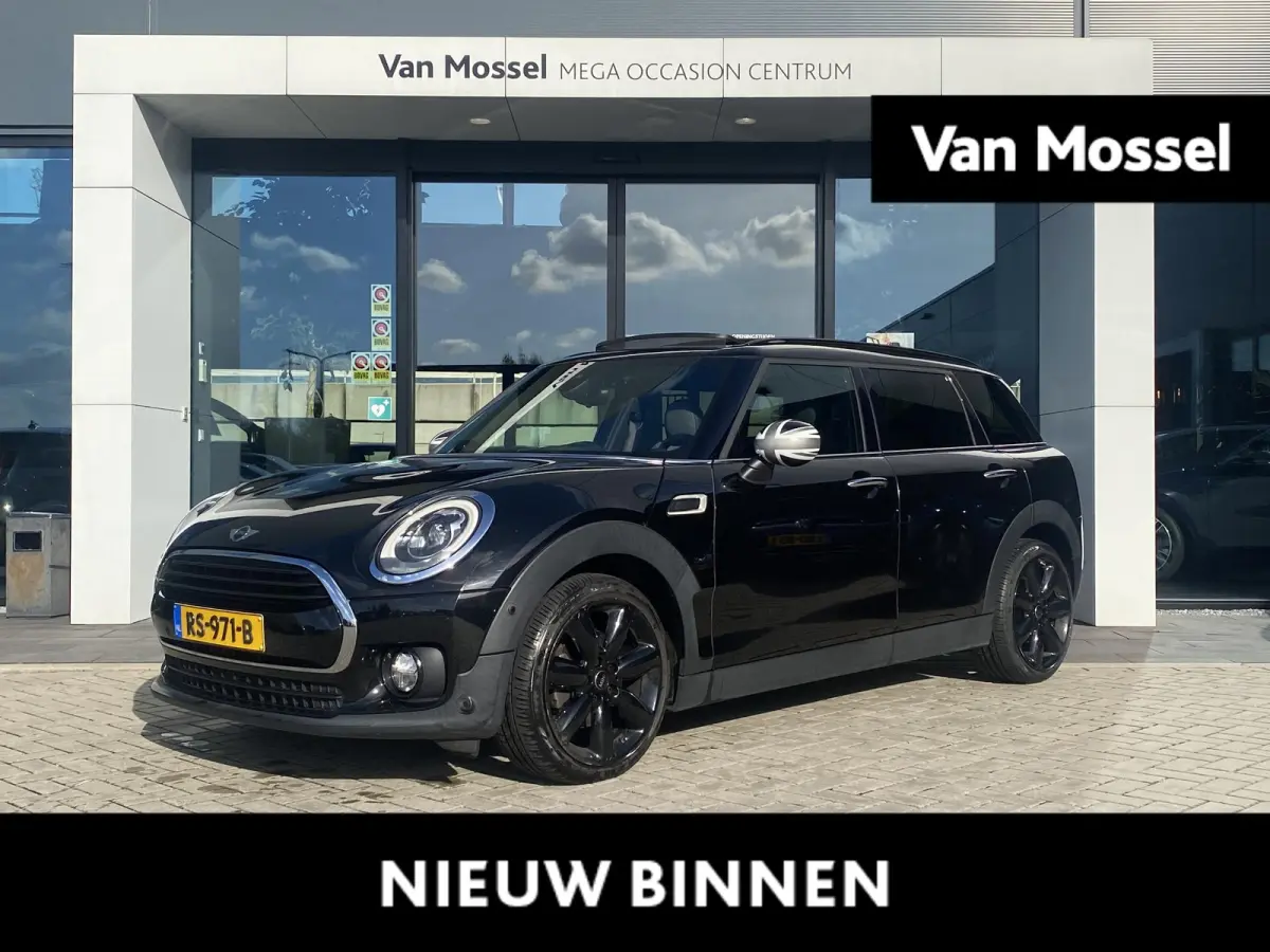 1.5 Cooper Chili Serious Business | Panorama dak | Parkeersensoren | Stoelverwarming | Cruise Control |