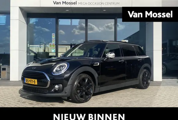 1.5 Cooper Chili Serious Business | Panorama dak | Parkeersensoren | Stoelverwarming | Cruise Control |