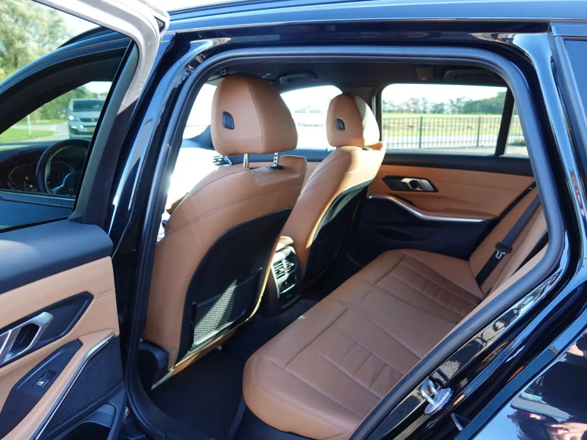 320e PHEV M-SPORT VOL LEER | SP. STOELEN | NAVI | ECC | LMV