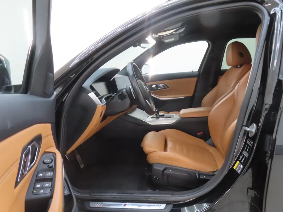 320e PHEV M-SPORT VOL LEER | SP. STOELEN | NAVI | ECC | LMV